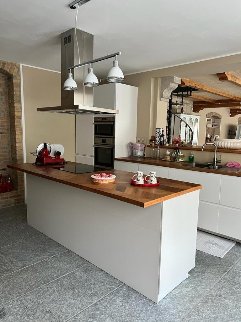 Villa Simona Voghera Eksteriør bilde